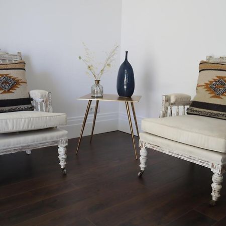 Os Agostos Bed & Breakfast Екстериор снимка