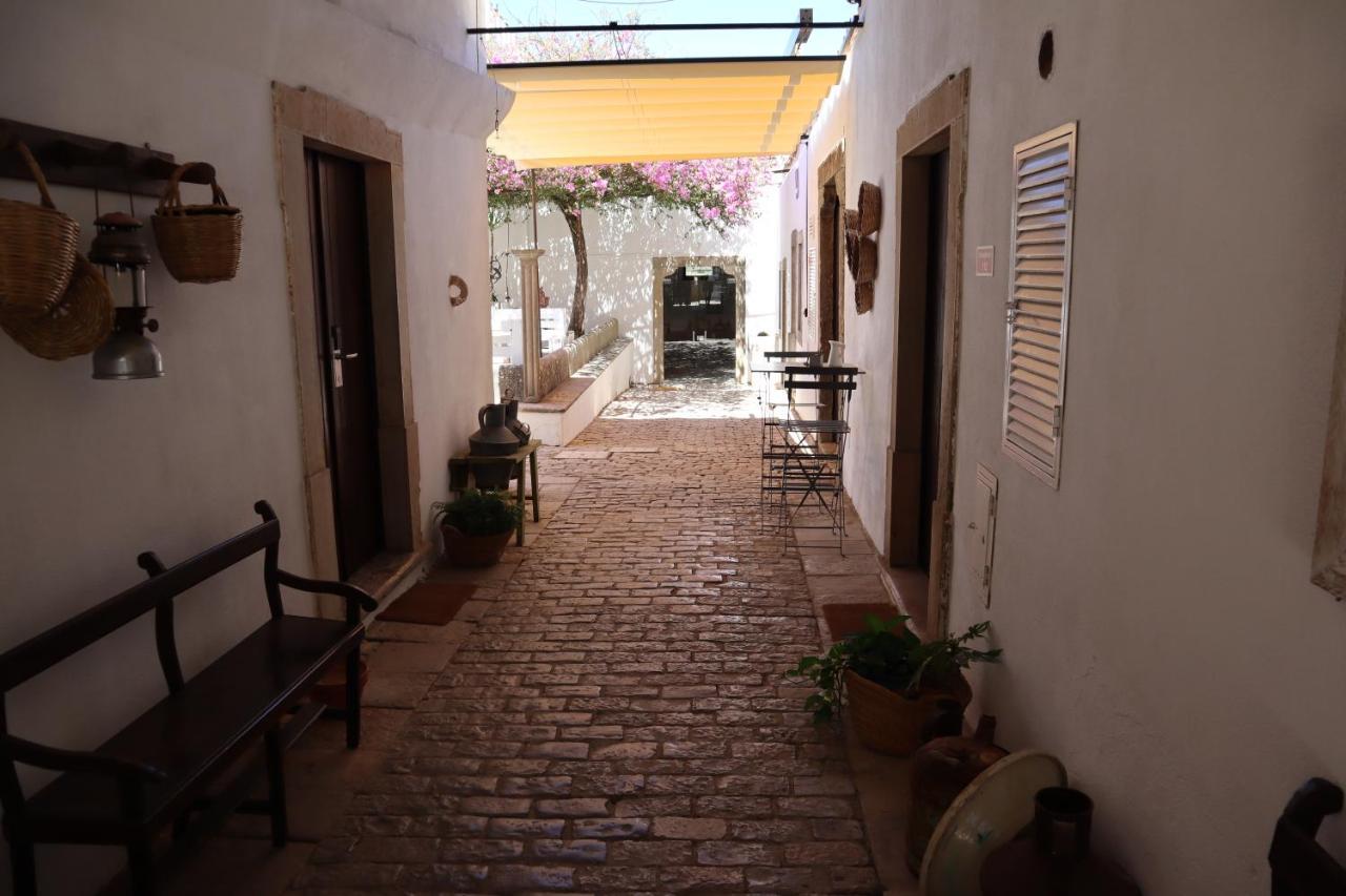 Os Agostos Bed & Breakfast Екстериор снимка