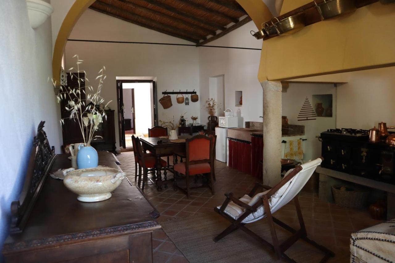 Os Agostos Bed & Breakfast Екстериор снимка