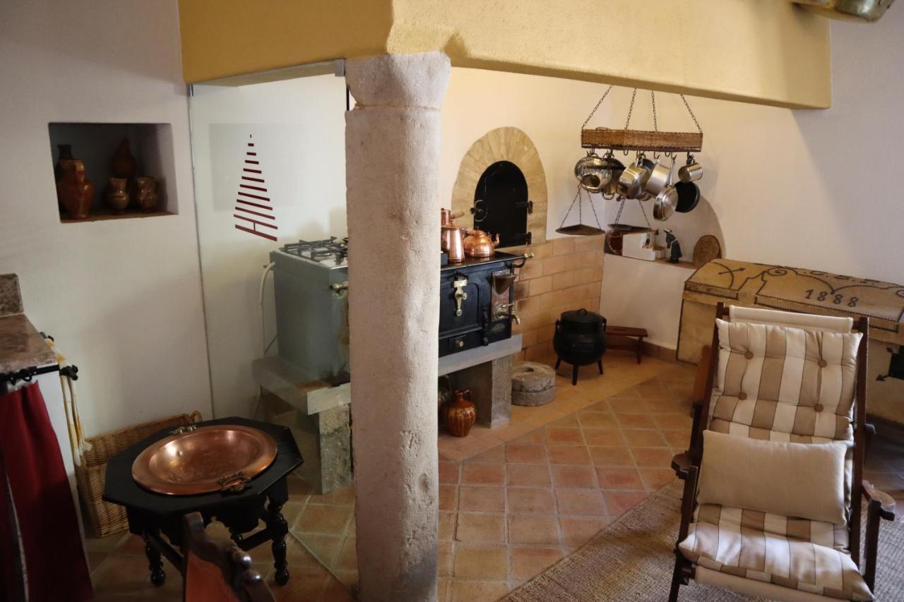Os Agostos Bed & Breakfast Екстериор снимка