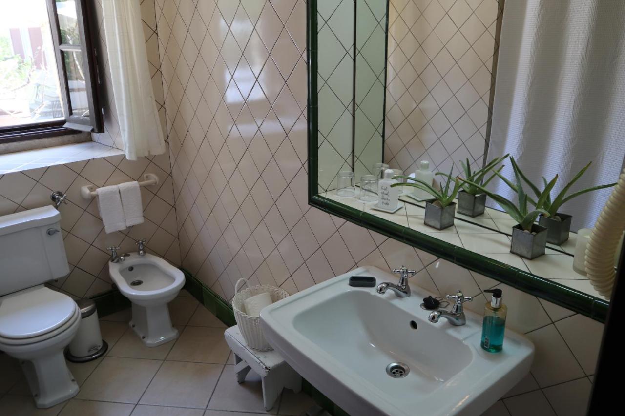 Os Agostos Bed & Breakfast Екстериор снимка
